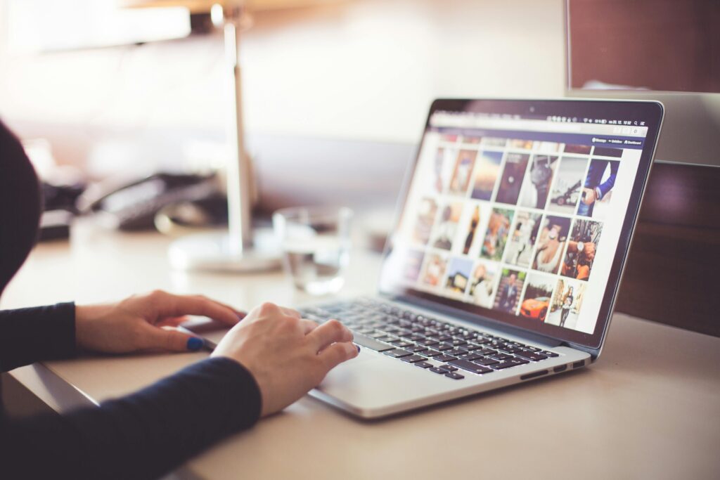 Reklama w Social Mediach: Cennik i Rola Agencji reklama w social mediach cennik
