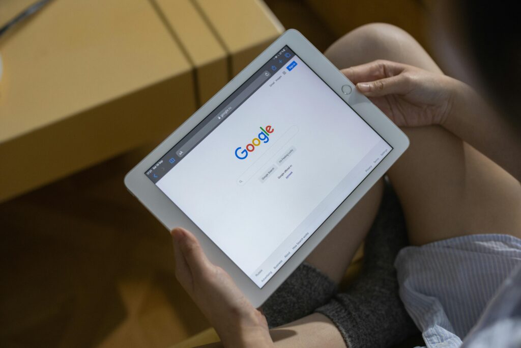 Wyszukiwarki Internetowe: Kluczowe Aspekty Angielskiej Wyszukiwarki Google wyszukiwarki internetowe, angielska wyszukiwarka google